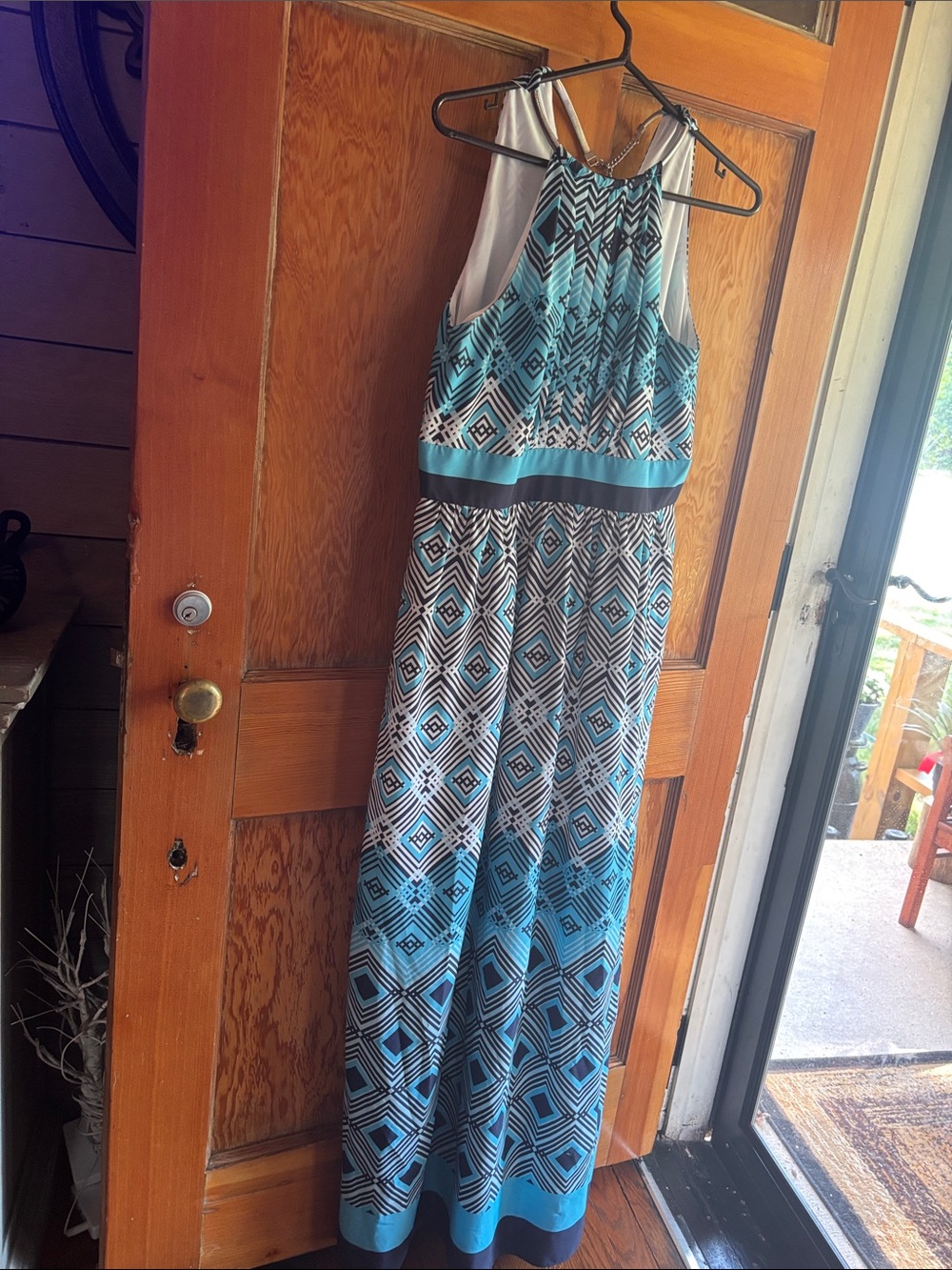 Long maxi dress with choker necklace